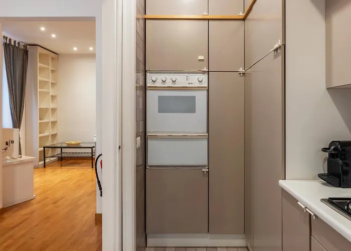 Appartement With Terrace Near Piazza Navona - Fromhometorome Rome